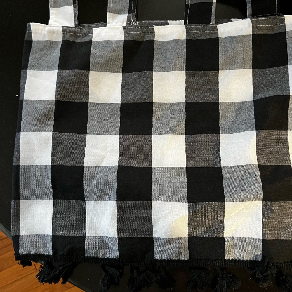 Black and White Checkered top valance
